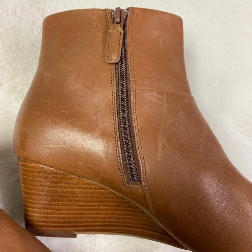 Cole Haan Eneida Wedge Booties Pointed Toe Leather, size 8.5 B‎